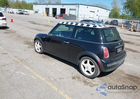 2003 Mini Cooper z USA, uszkodzony, nr VIN WMWRC33463TC41773